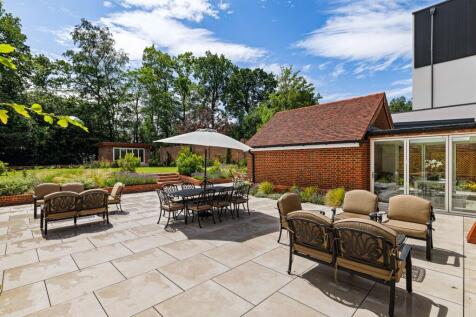 PATIO TERRACE