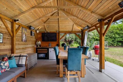 Summer house
