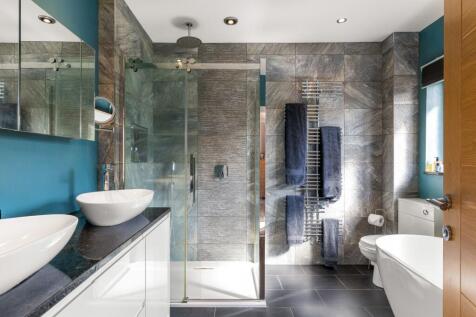 PRIMARY EN SUITE