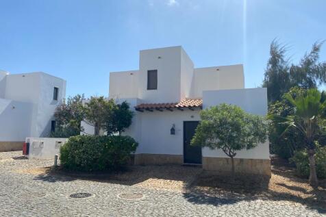 BB Villa front 2