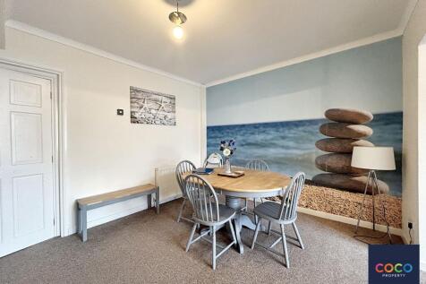 Living Room/Diner