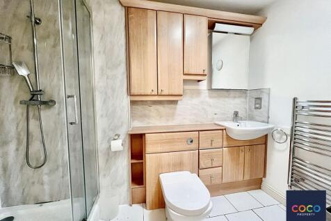 Ensuite Bed Two