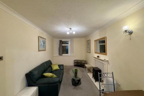 Trinity Towers, Burnle, One Bedroom Apartment For 