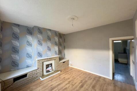 Reception Room Photo, Fraser Street, Burnley, Mode