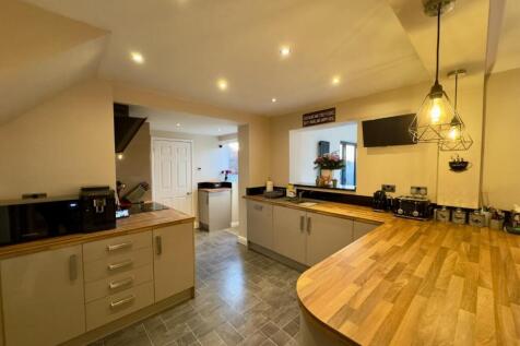 Kitchen Photo, Clockhouse Grove, Burnley, 5 Bedroo