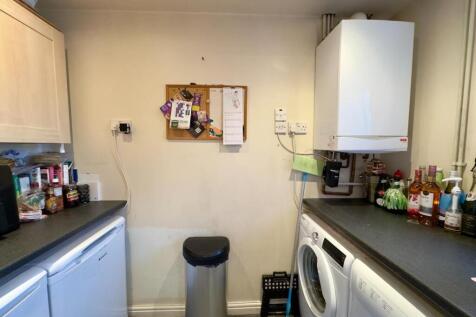 Utility Photo, Clockhouse Grove, Burnley, 5 Bedroo