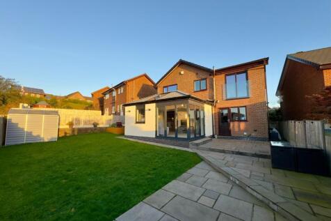 Garden 2 Photo, Clockhouse Grove, Burnley, 5 Bedro