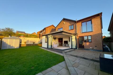 Rear Elevation 3 Photo, Clockhouse Grove, Burnley,