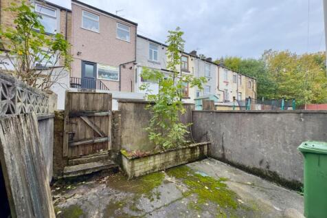 Hollingreave Road, Burnley, Burnley, Back Yard Pho