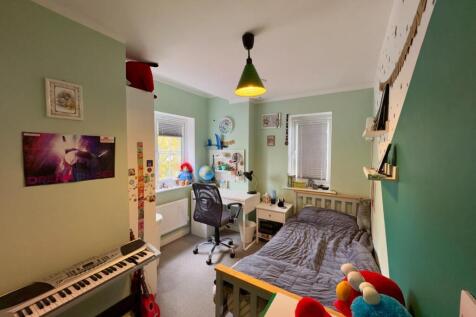 Bedroom Image, Four Bedroom Property For Sale Burn