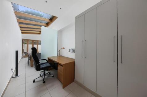 Flat 2, 18 Bolton Road - A0IU5hKOzpzhS1M4HETG.jpg