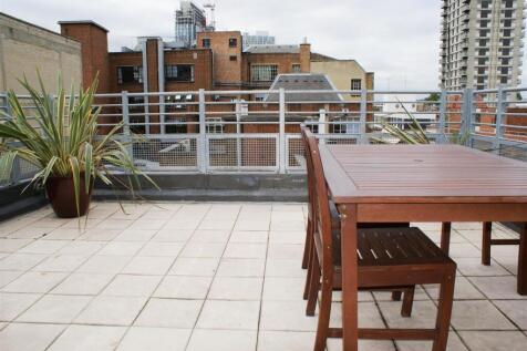 Whitechapel High Street flat 8 013.jpg