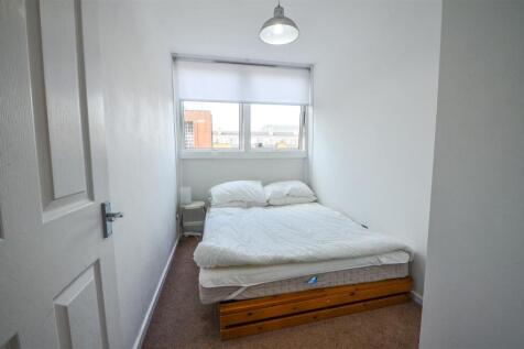 Holcroft Court