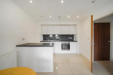 Flat 14, Goshawk Court - Kcg1oncSAW8TVvYHOBRu.jpg
