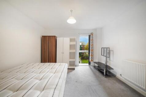 Flat 14, Goshawk Court - qNsv4OU3OTg3yp5ekXXF.jpg