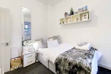 205-Tiverton-Road-Bedroom-9.jpg