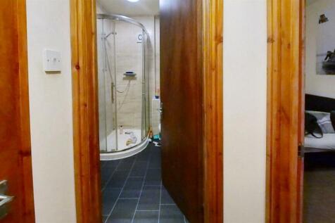 127-Heeley-Road-Bathroom.jpg