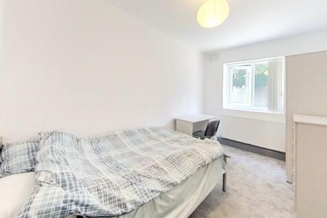 265-Dawlish-Road-Bedroom-3.jpg