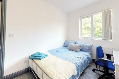 265-Dawlish-Road-Bedroom-8.jpg