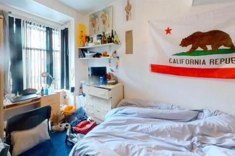 21-Rookery-Road-Bedroom-6.jpg