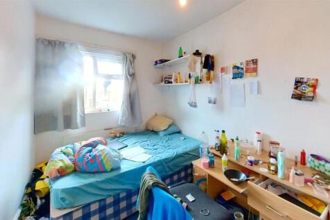 21-Rookery-Road-Bedroom-8.jpg