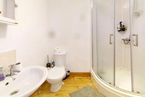 305-Heeley-Road-Bathroom.jpg
