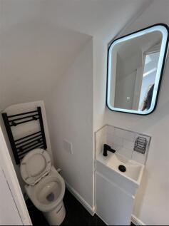 BEDROOM 4 - EN-SUIT ANGLE 2.jpg