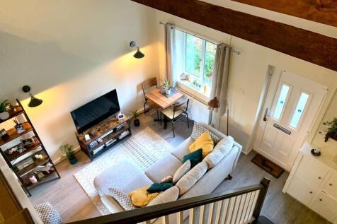 Living Room.jpg