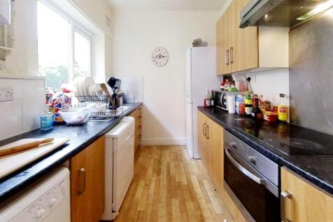 37-Selly-Hill-Road-Kitchen.jpg
