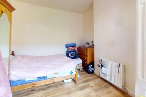 37-Selly-Hill-Road-Bedroom-4.jpg