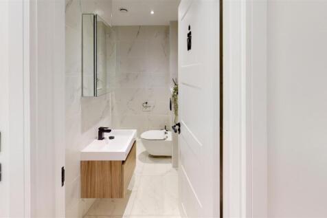 23-Rookery-Road-Shower-Room(3).jpg