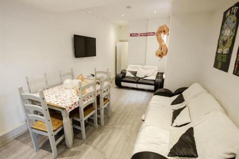 Open Plan Kitchen/ L