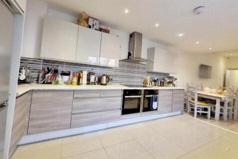 205-Tiverton-Road-Ki