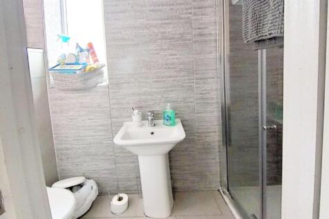 205-Tiverton-Road-Ba