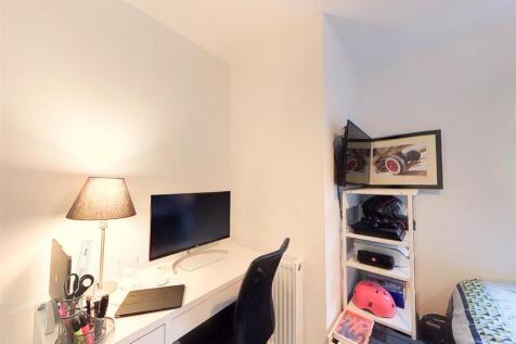 Screenshot 2024-10-0