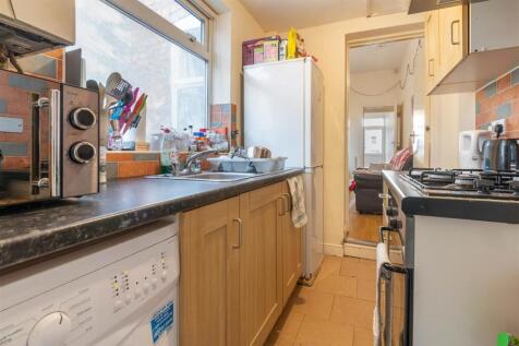 198 Dawlish Road 7.j