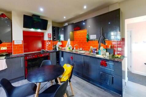 15-Tealby-Grove-Kitc