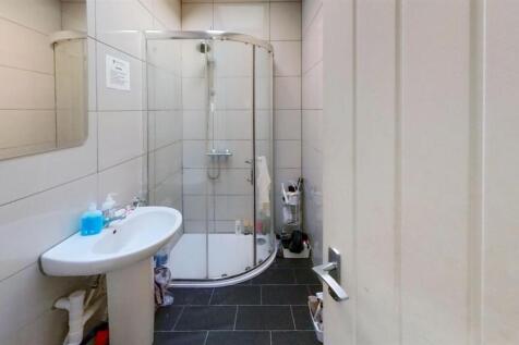 15-Tealby-Grove-Bath