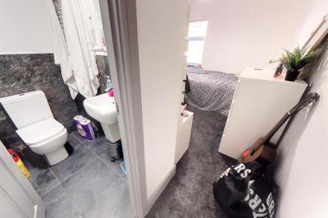 Screenshot 2024-10-0