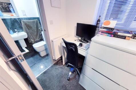 Screenshot 2024-10-0