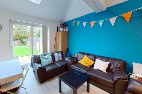 219-Tiverton-Road-Li