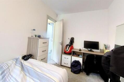 243-Tiverton-Road-Be