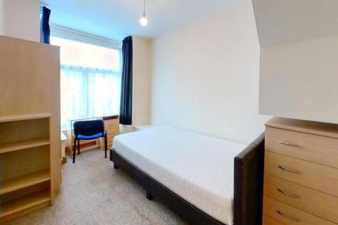 2-Arley-Road-Bedroom