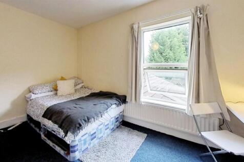 6-Harrow-Road-Bedroo