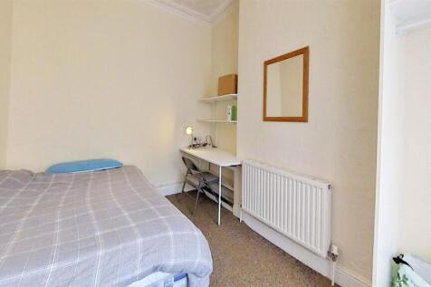 6-Harrow-Road-Bedroo