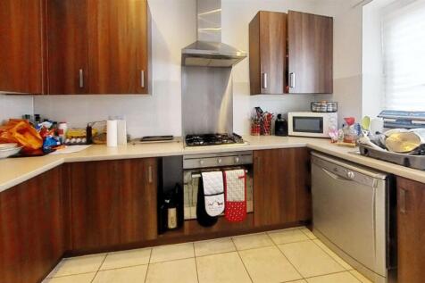 63-Elliot-Road-Kitch