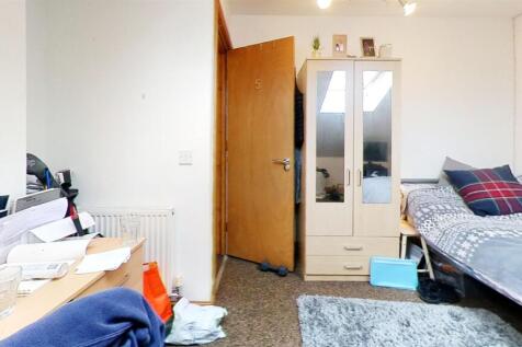 305-Heeley-Road-Bedr