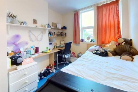 105-Dawlish-Road-Bed