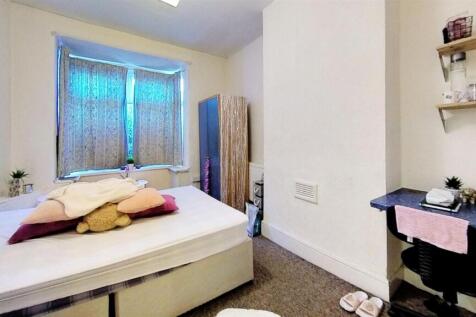 103-Heeley-Road-Bedr