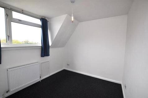 Bedroom 2.JPG